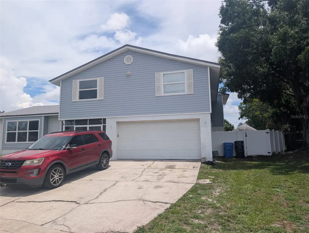 6817 MITCHELL CIRCLE Tampa, FL 33634