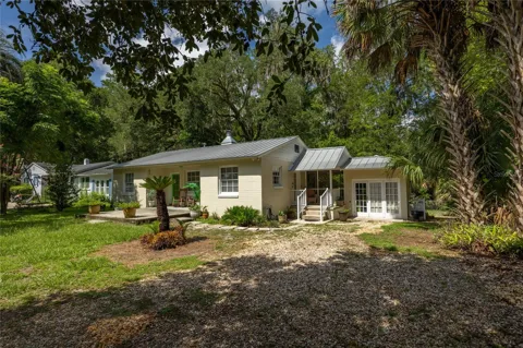 434 NW 25TH STREET