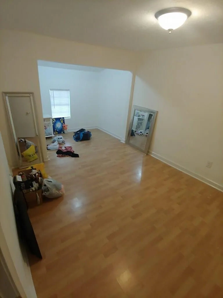 7614 West Street Houston, TX 77093