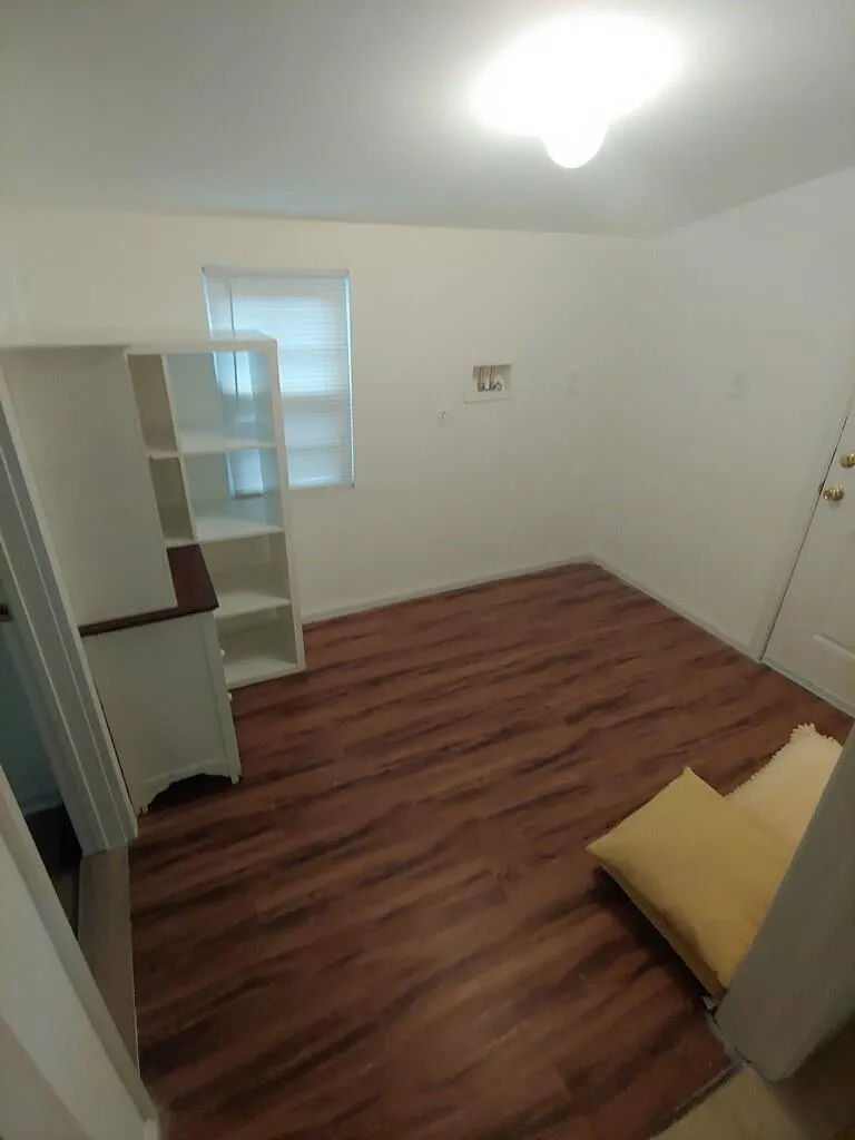 7614 West Street Houston, TX 77093