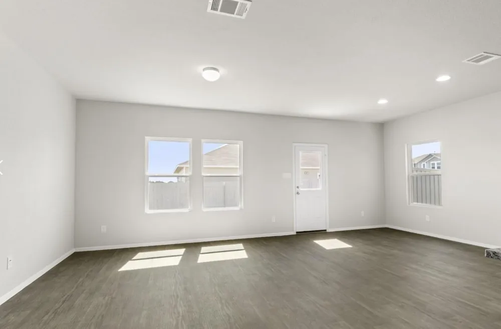 303 Fawn Hill Lane Sealy, TX 77474
