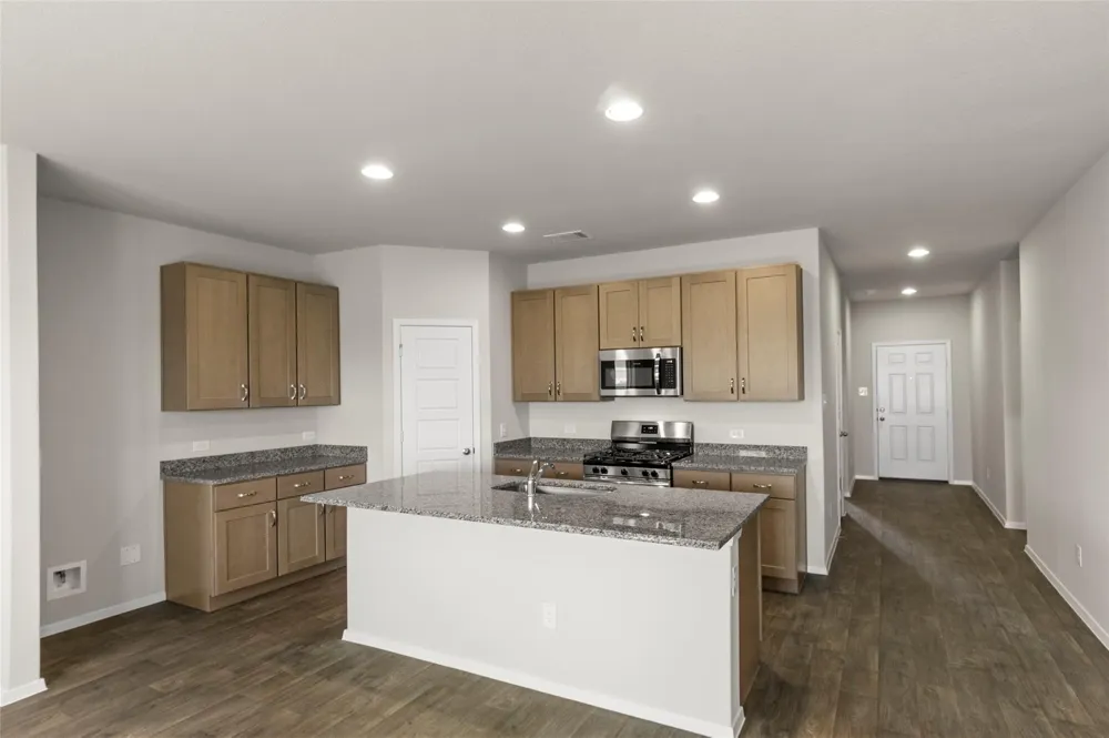 303 Fawn Hill Lane Sealy, TX 77474