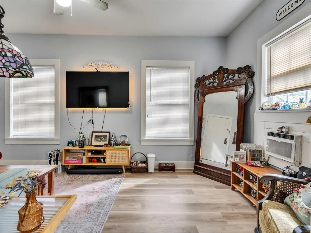 1406 Elliott Street Houston, TX 77023
