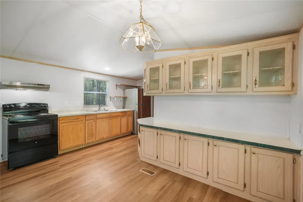 71 Road 5221 Cleveland, TX 77327