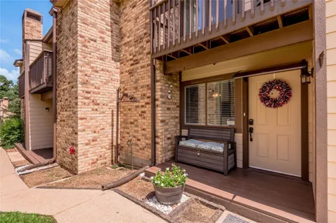 2521 Crosstimbers Street #F2