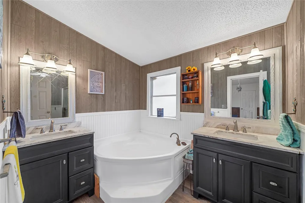19645 Nordt Road Damon, TX 77430