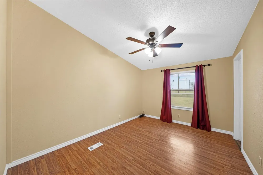 19645 Nordt Road Damon, TX 77430