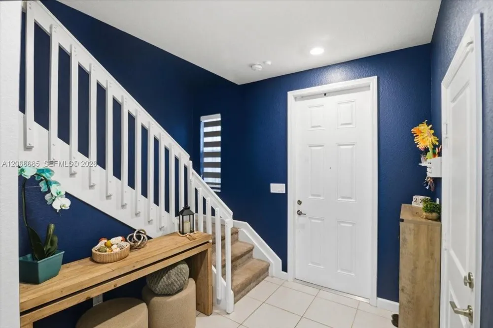 3378 W 112th St Hialeah, FL 33018