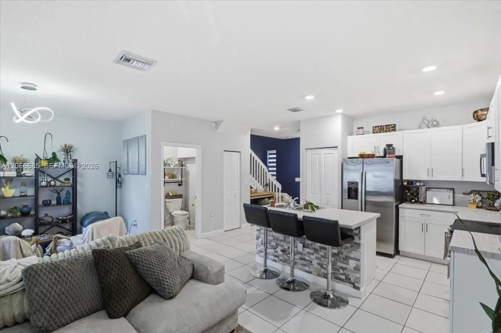 3378 W 112th St Hialeah, FL 33018