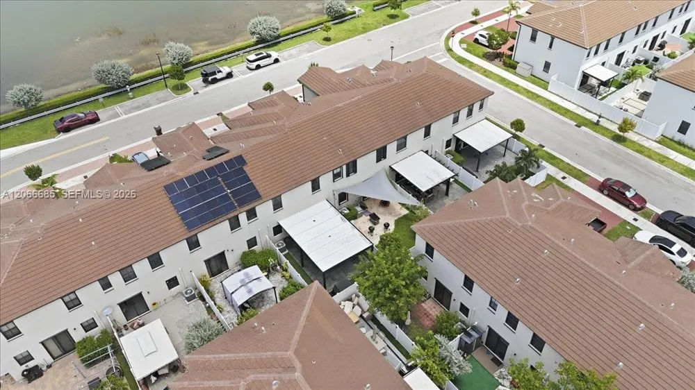 3378 W 112th St Hialeah, FL 33018