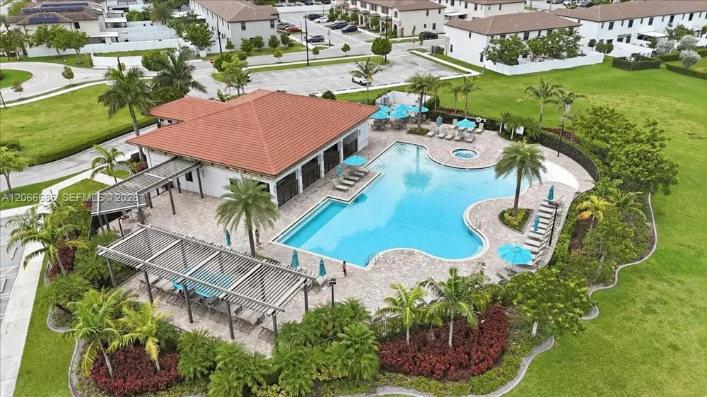 3378 W 112th St Hialeah, FL 33018