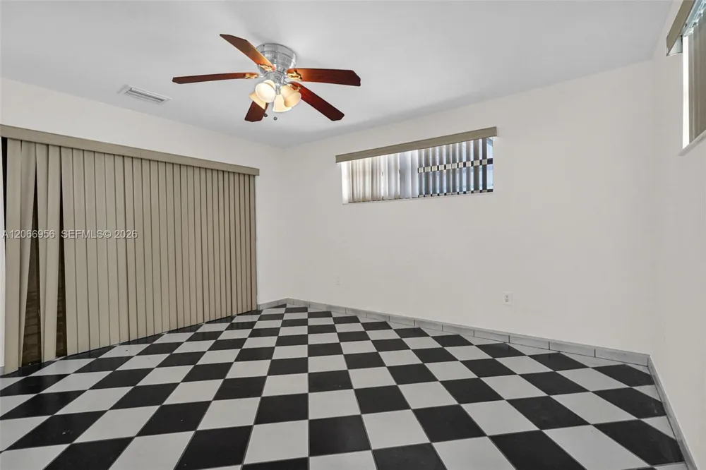 81 NW 41st St #2 Miami, FL 33127