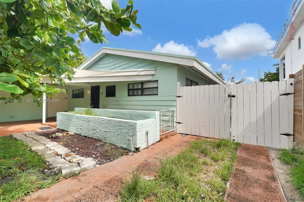 81 NW 41st St #2 Miami, FL 33127