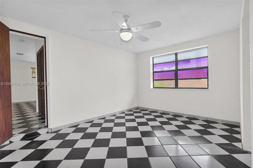 81 NW 41st St #2 Miami, FL 33127