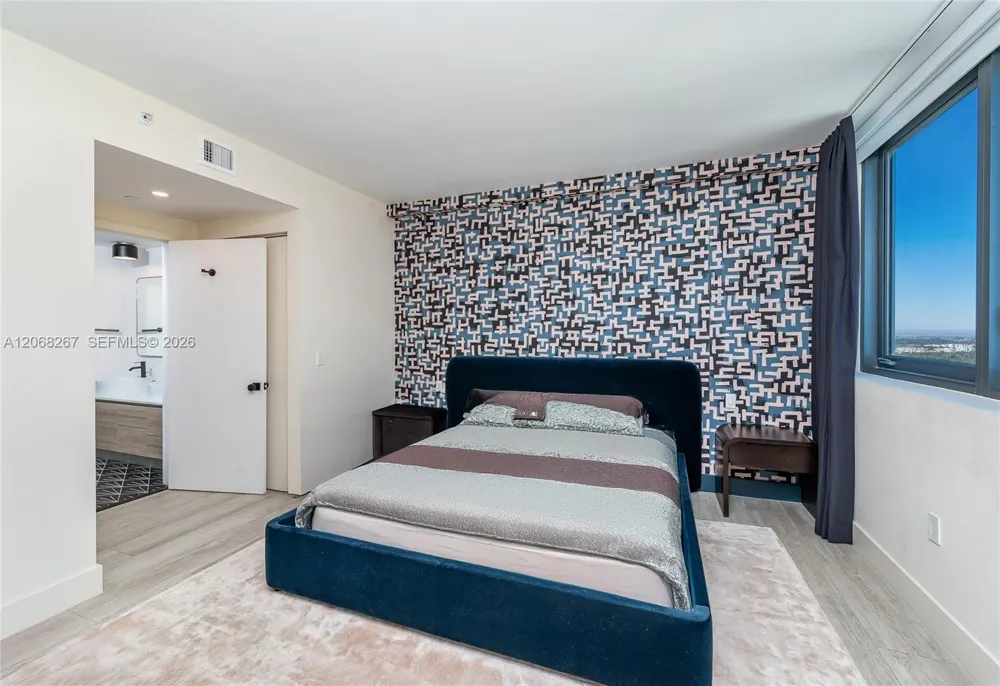 121 NE 34th St #3008 Miami, FL 33137
