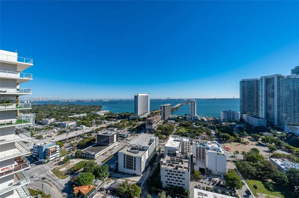121 NE 34th St #3008 Miami, FL 33137