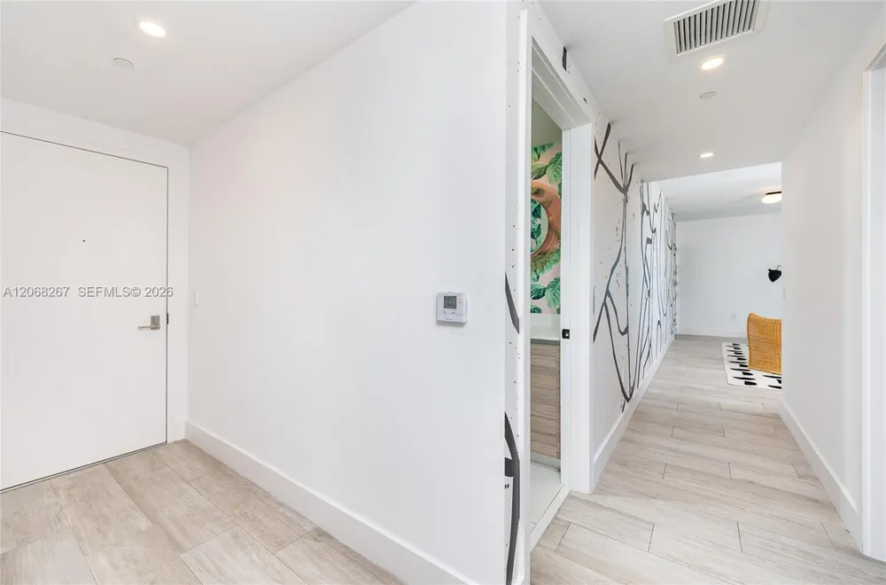121 NE 34th St #3008 Miami, FL 33137