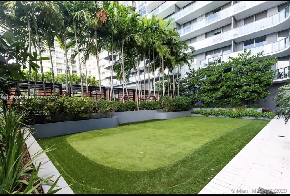 121 NE 34th St #3008 Miami, FL 33137