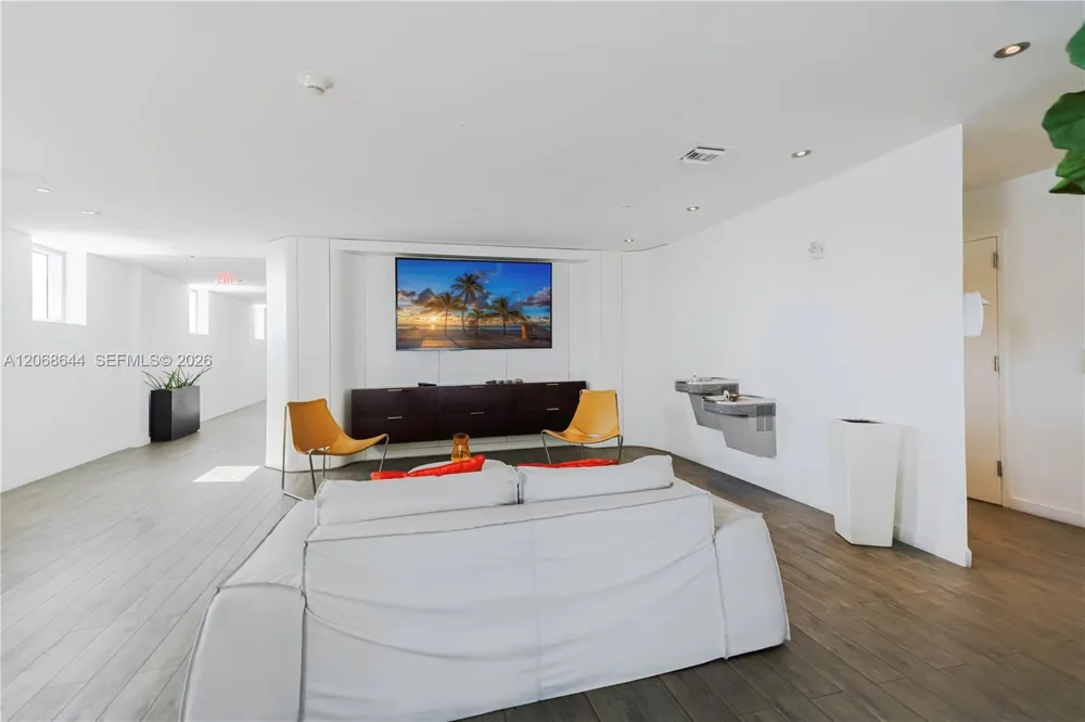 2602 E Hallandale Beach Blvd #R1905 Hallandale Beach, FL 33009