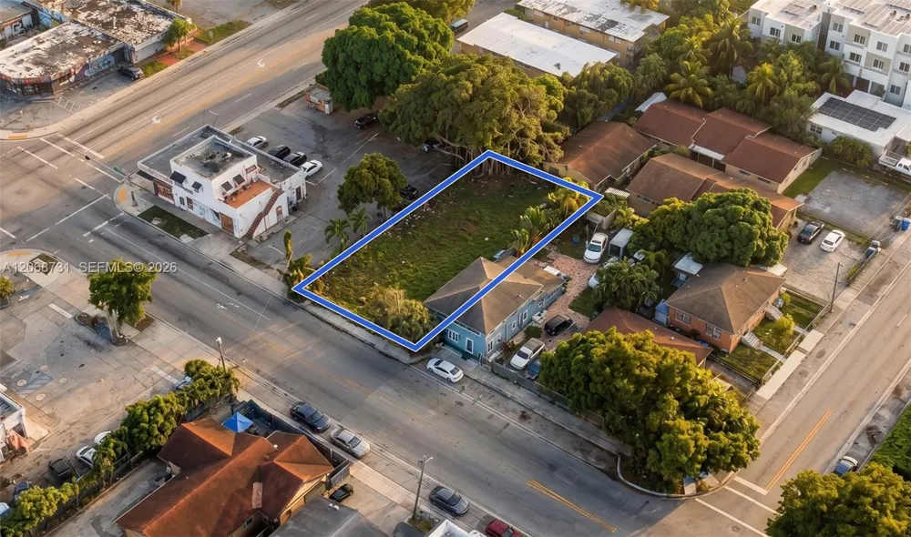 2177 NW 28th St Miami, FL 33142
