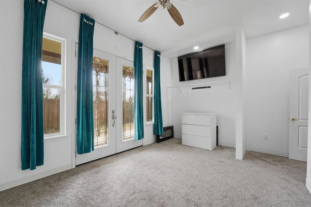 2060 Road 5704 Cleveland, TX 77327