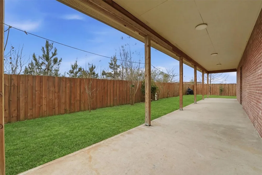 2060 Road 5704 Cleveland, TX 77327