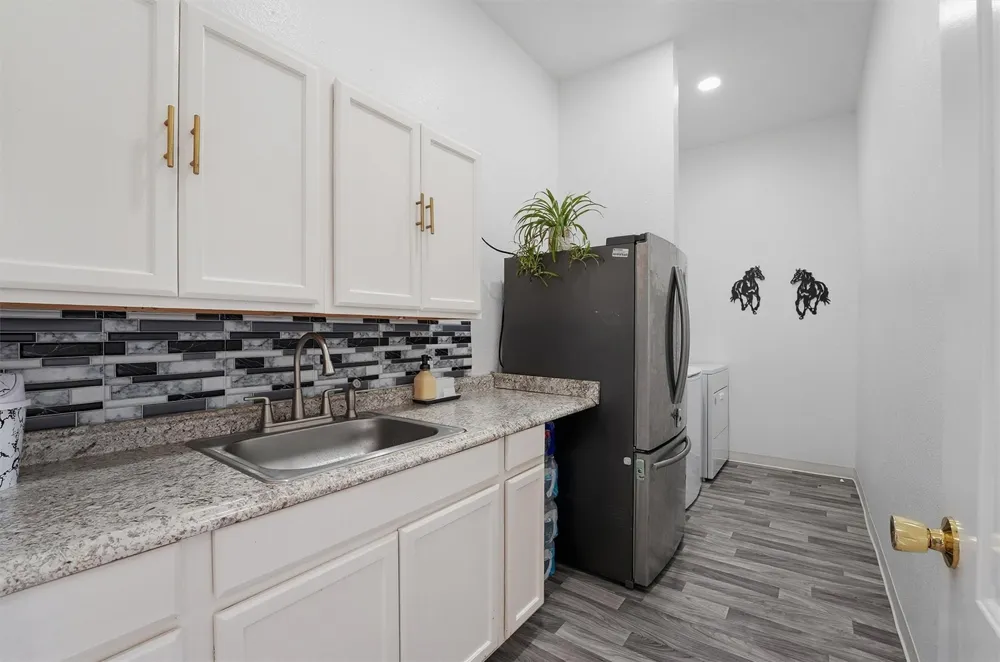 2060 Road 5704 Cleveland, TX 77327