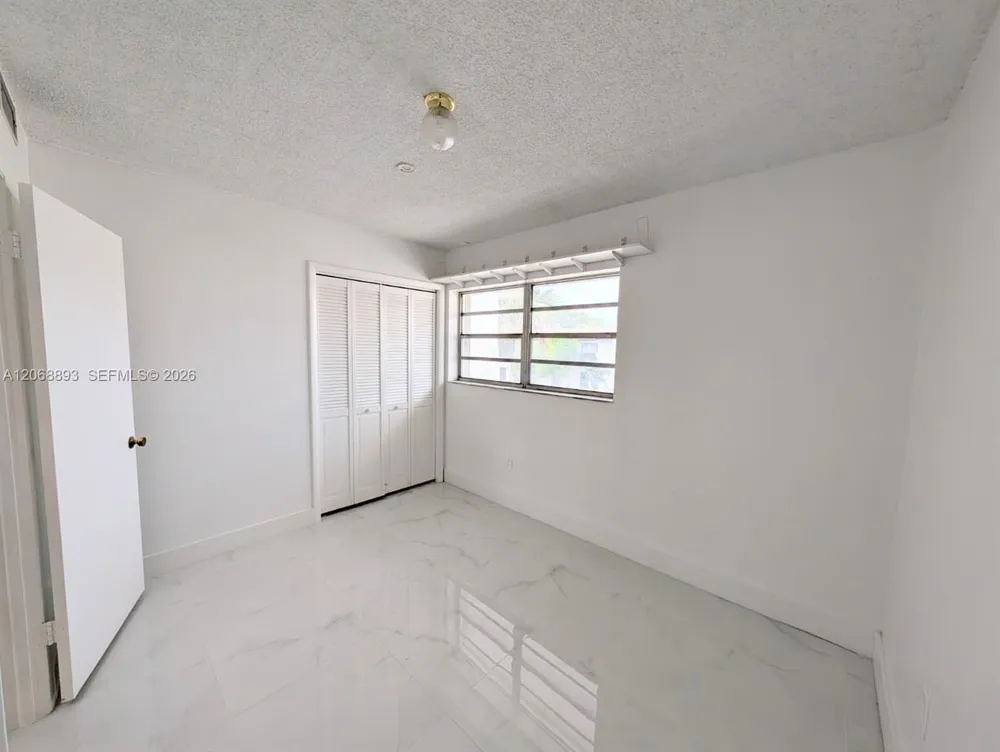 21 SW 109th Ave #B5 Sweetwater, FL 33174