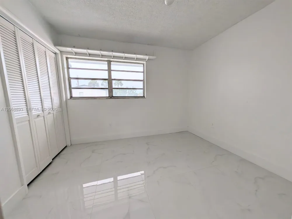 21 SW 109th Ave #B5 Sweetwater, FL 33174