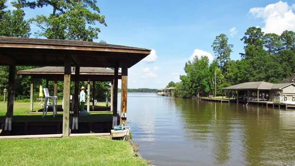70 Lakeside Trinity, TX 75862