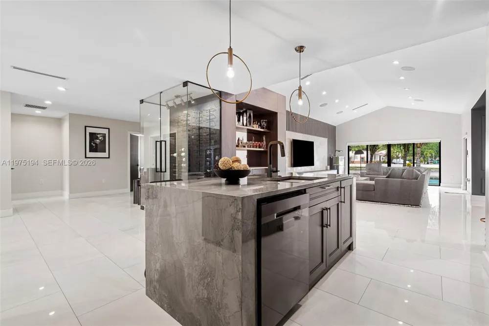 14412 Rosewood Rd Miami Lakes, FL 33014