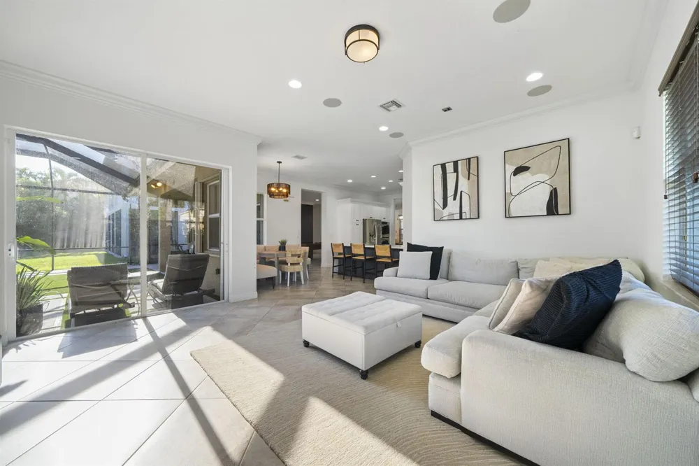 8844 STARHAVEN Cove Boynton Beach, FL 33473