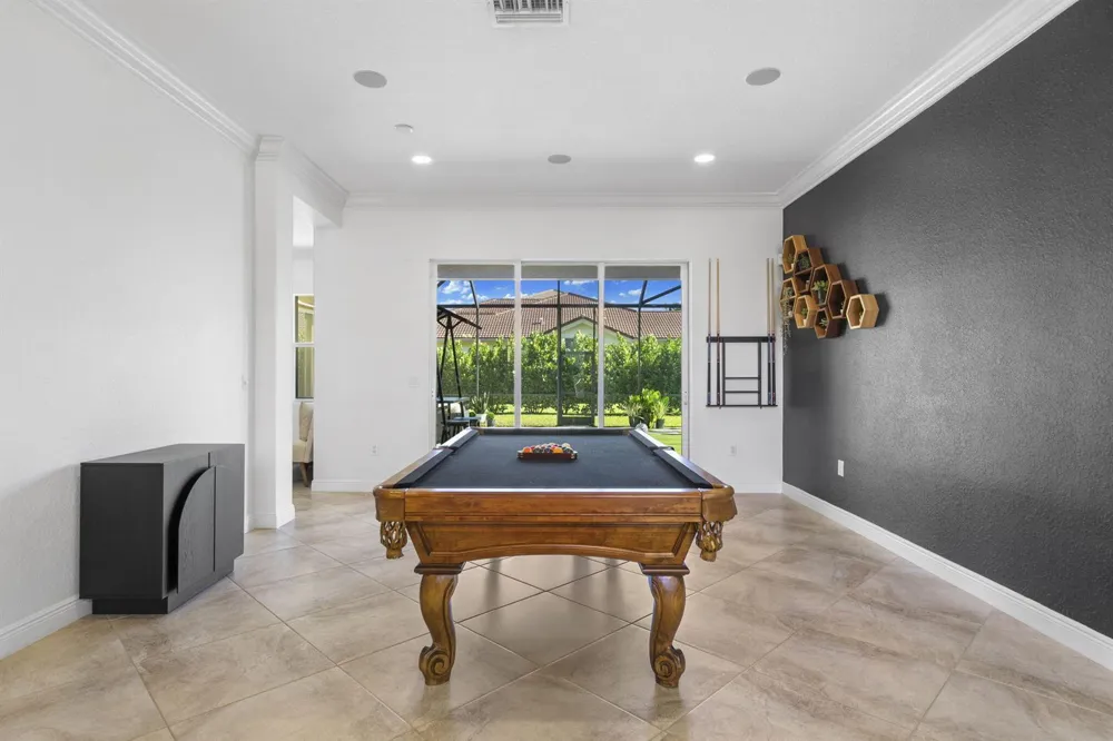 8844 STARHAVEN Cove Boynton Beach, FL 33473