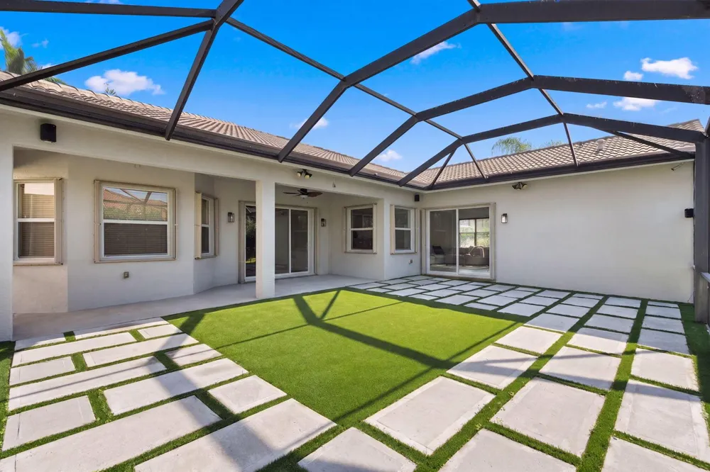 8844 STARHAVEN Cove Boynton Beach, FL 33473