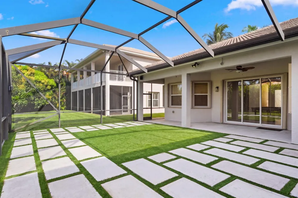 8844 STARHAVEN Cove Boynton Beach, FL 33473