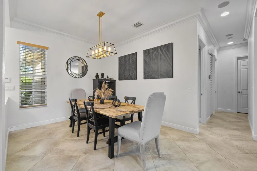 8844 STARHAVEN Cove Boynton Beach, FL 33473