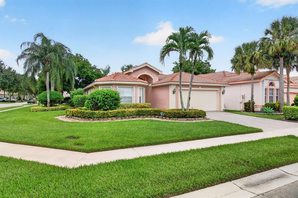 9895 TALLYRAND DRIVE Lake Worth, FL 33467