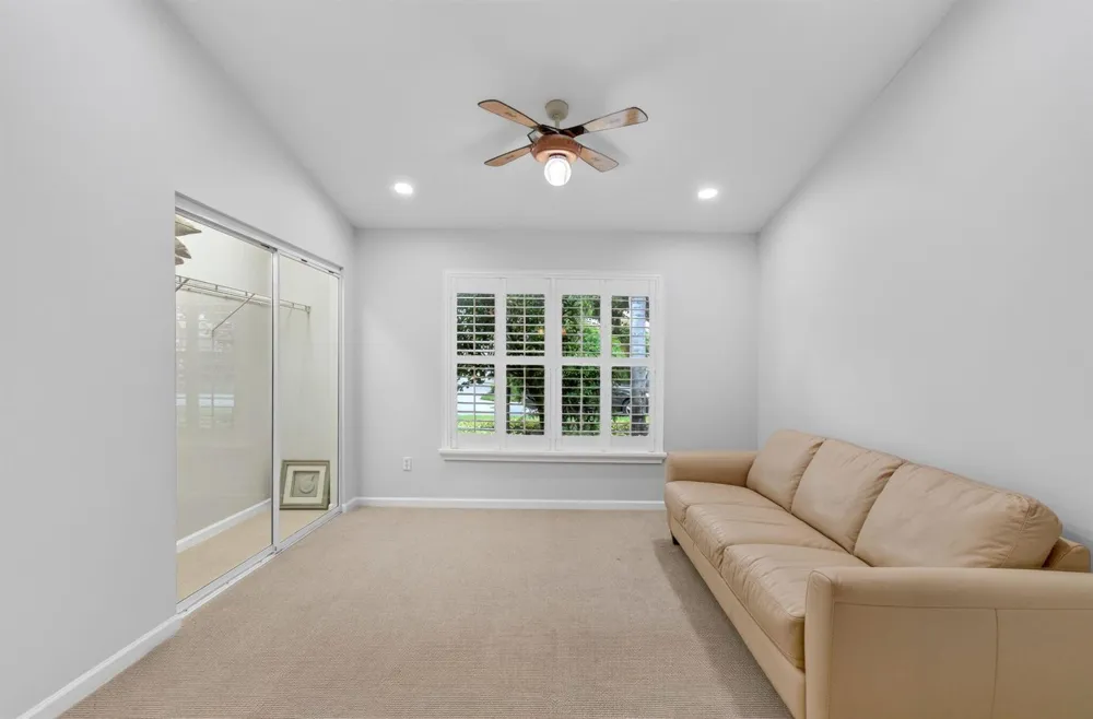 9895 TALLYRAND DRIVE Lake Worth, FL 33467