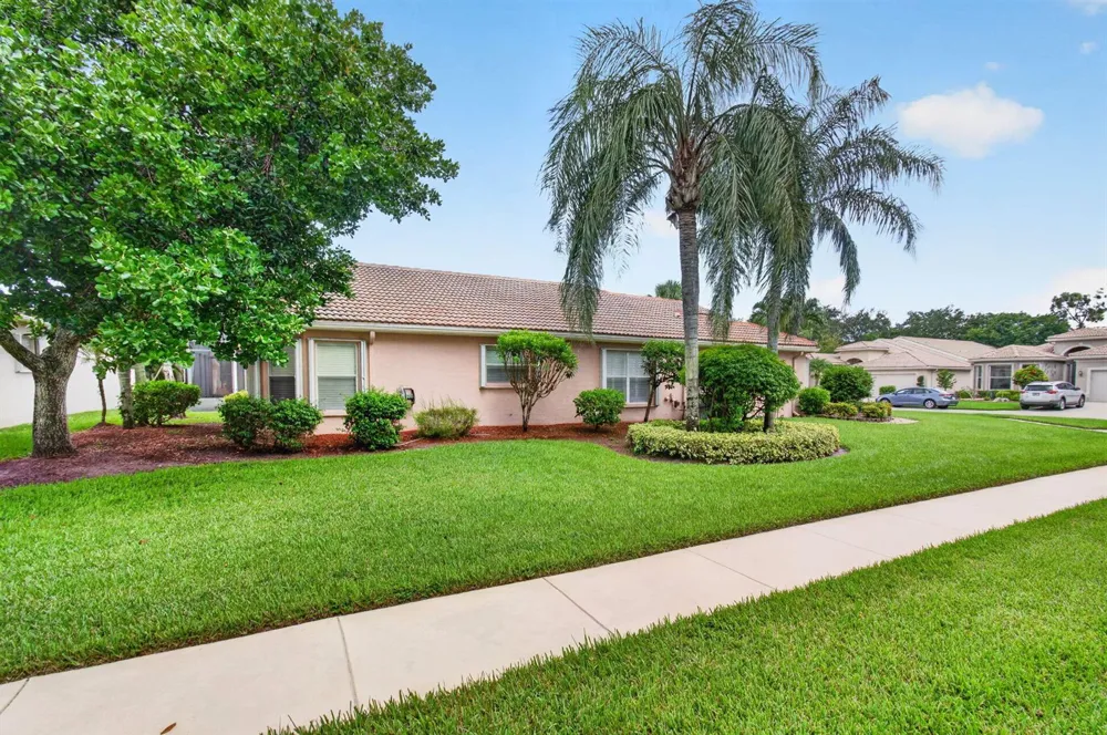 9895 TALLYRAND DRIVE Lake Worth, FL 33467