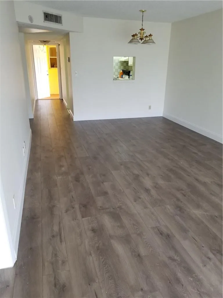 7900 FAIRVIEW DRIVE #206 Tamarac, FL 33321