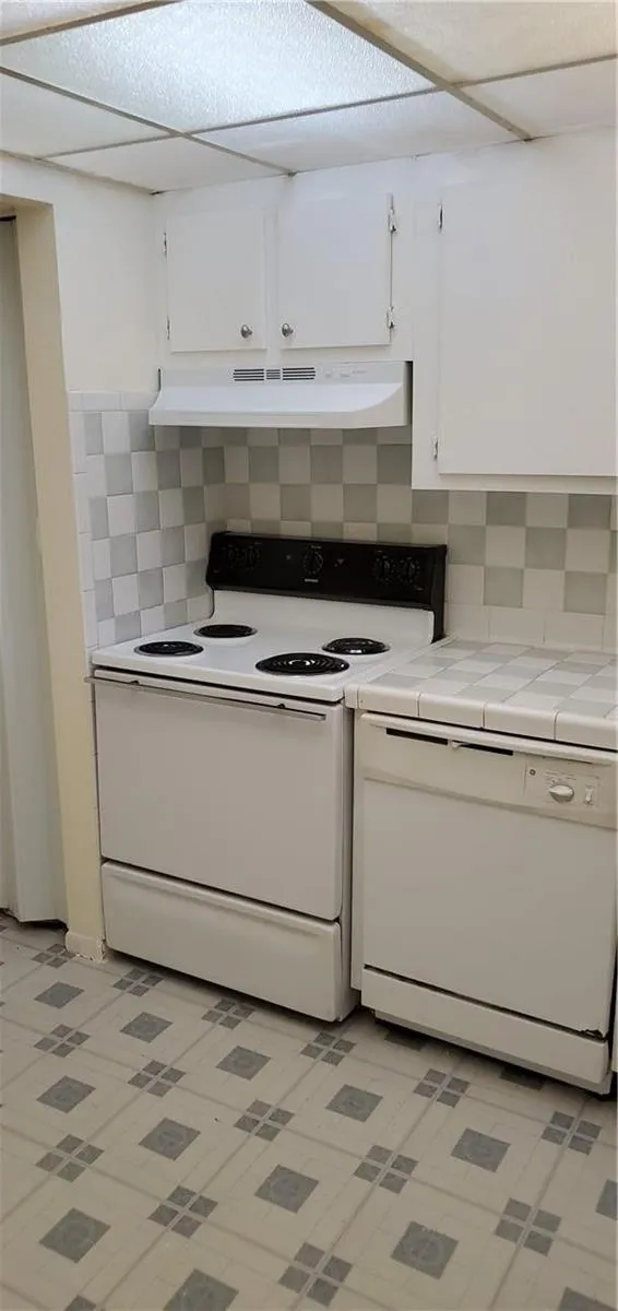 7900 FAIRVIEW DRIVE #206 Tamarac, FL 33321