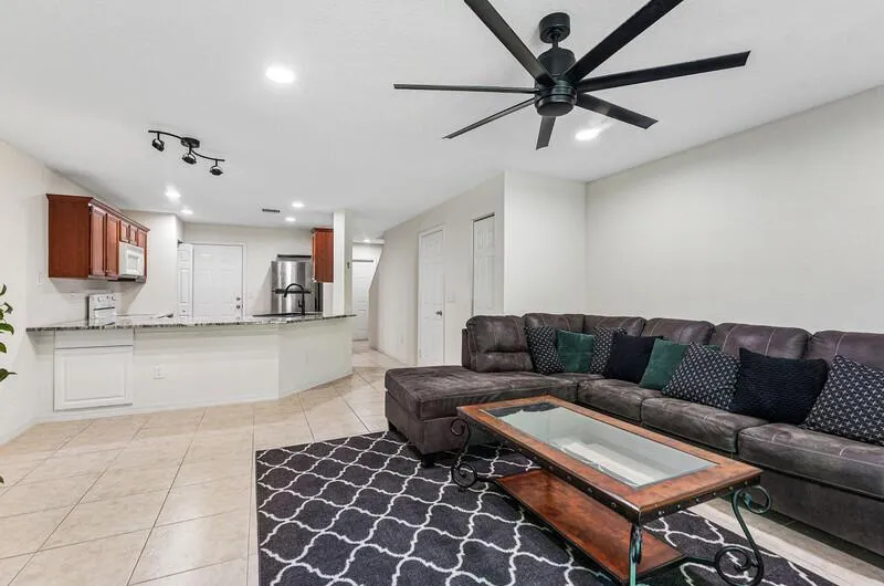 2764 SE Birmingham Drive Stuart, FL 34994