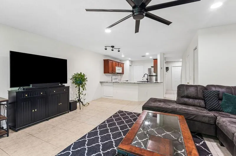 2764 SE Birmingham Drive Stuart, FL 34994