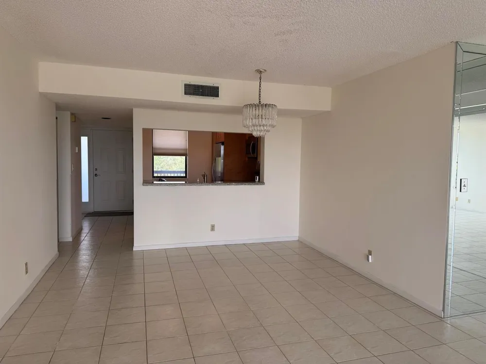 2766 S CARAMBOLA CIRCLE S #406 Coconut Creek, FL 33066