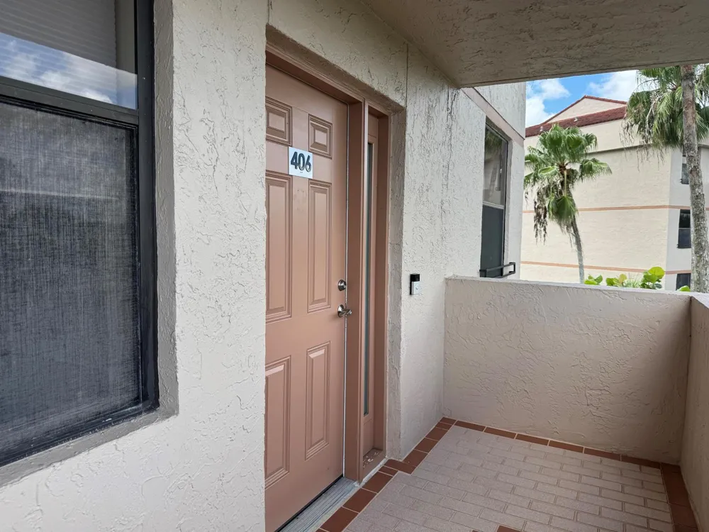 2766 S CARAMBOLA CIRCLE S #406 Coconut Creek, FL 33066