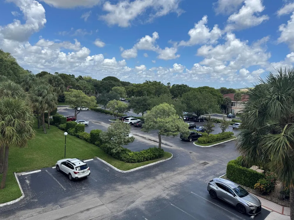 2766 S CARAMBOLA CIRCLE S #406 Coconut Creek, FL 33066