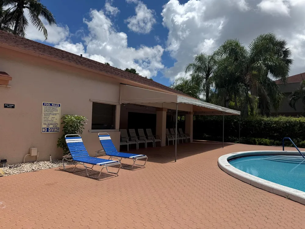2766 S CARAMBOLA CIRCLE S #406 Coconut Creek, FL 33066