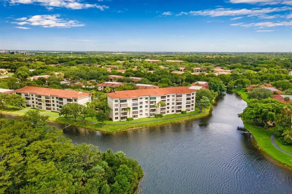 2766 S CARAMBOLA CIRCLE S #406 Coconut Creek, FL 33066
