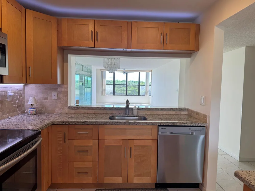 2766 S CARAMBOLA CIRCLE S #406 Coconut Creek, FL 33066