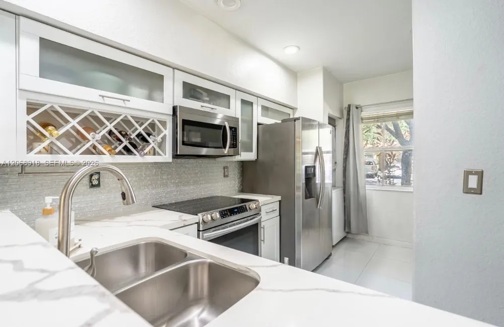2517 SW 83rd Ter #105 Miramar, FL 33025